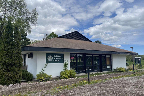 Exterior of the Shorewood Center, home of UREC Outdoor Adventure