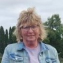 instructor Donna Sulstrom-Rosner
